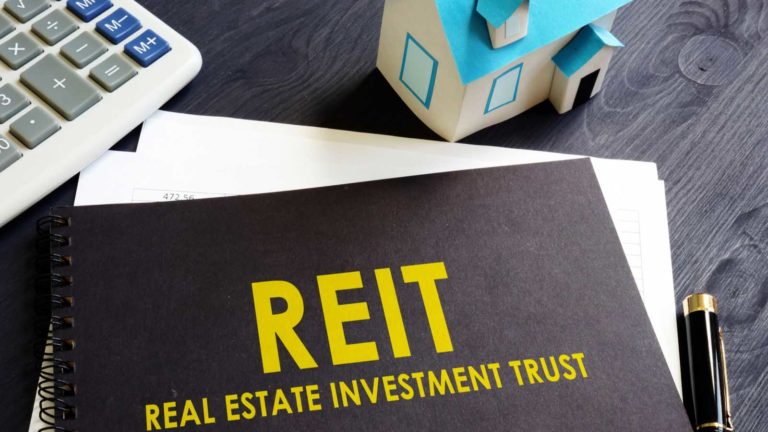 REITs to Avoid in August - 7 REITs to Sell in August Before They Crash and Burn
