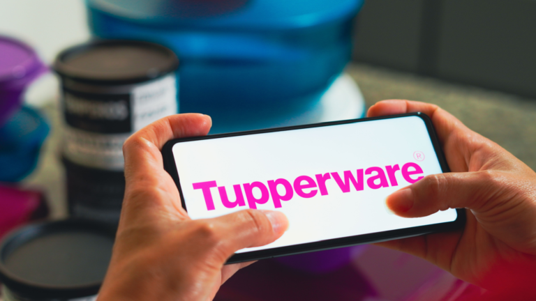 TUP stock - Tupperware (TUP) Stock Soars 35% as the Short Squeeze Continues